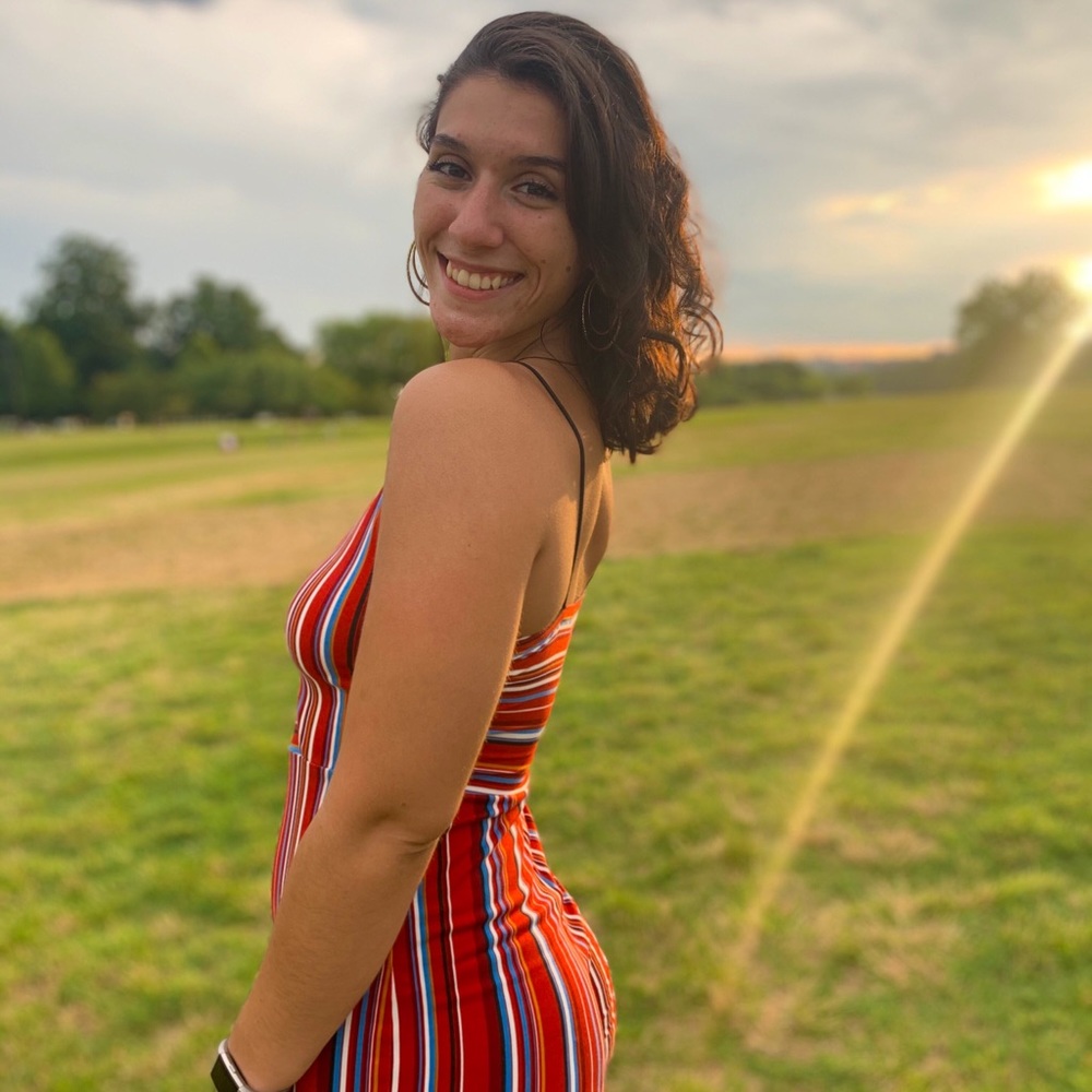 Meet Your Posher, Amanda